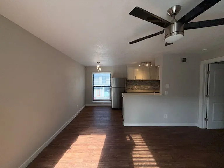 400 Westmoreland St — Photo 6