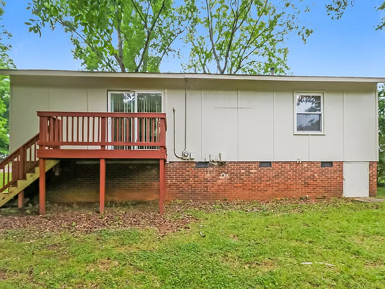 4121 Carlyle Dr — Photo 16