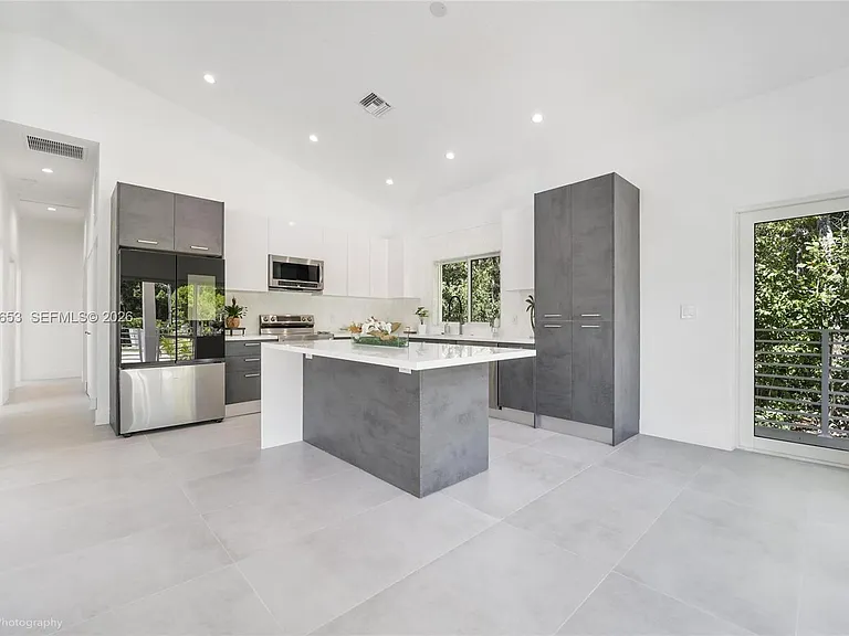 5 Bowen Dr — Photo 4