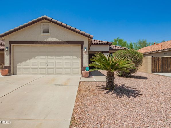 3032 W Red Fox Rd