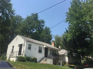 10165 Winkler Dr, Saint Louis, MO