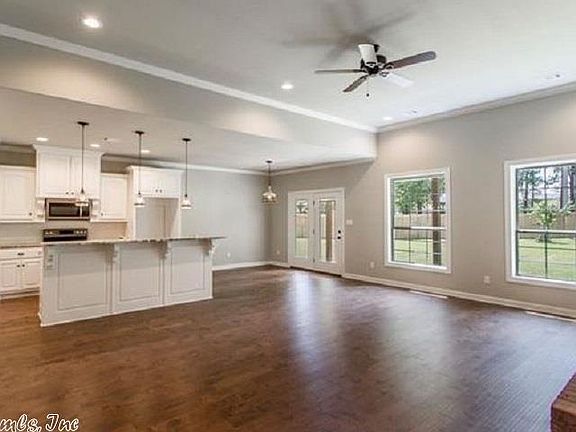 5th image of 7001 Sarrasin St