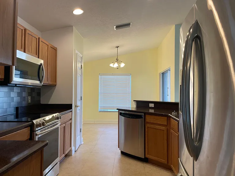 7169 Hamilton Park Blvd — Photo 6