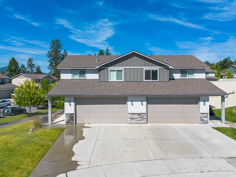 Orchard Land Duplexes — Photo 40