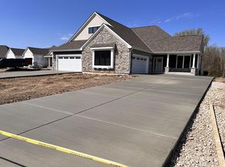 W174S7651 Park Cir #16, Muskego, WI 53150