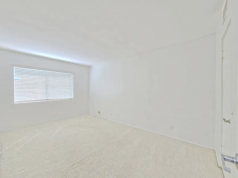 215 N Curtis Ave #2 — Photo 8