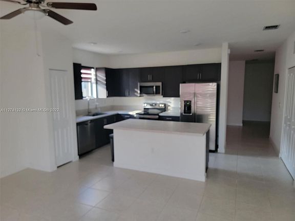 5th image of 2562 SE 2nd St #2562