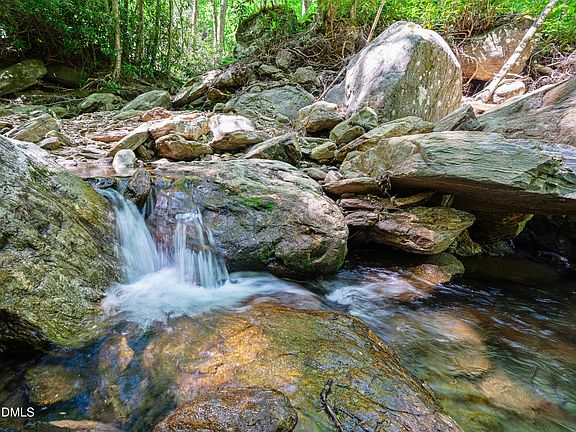 23rd image of 25 Posse Creek Rd