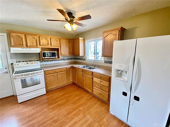 5th image of 444 Ackerman Pl
