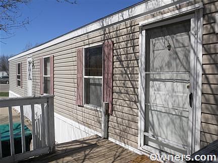 1st image of 953 Old Farm Dr NW