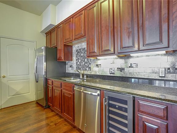 3rd image of 3225 Turtle Creek Blvd APT 1606