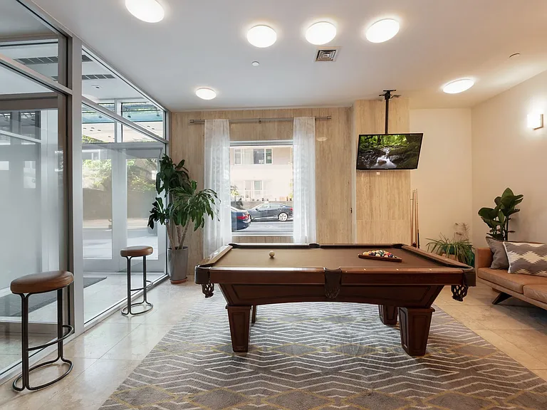 135 N 11th St #3B — Photo 11
