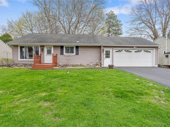 20 Frawley Dr, Baldwinsville, NY 13027