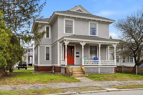 747 Union St #2 Photo 1