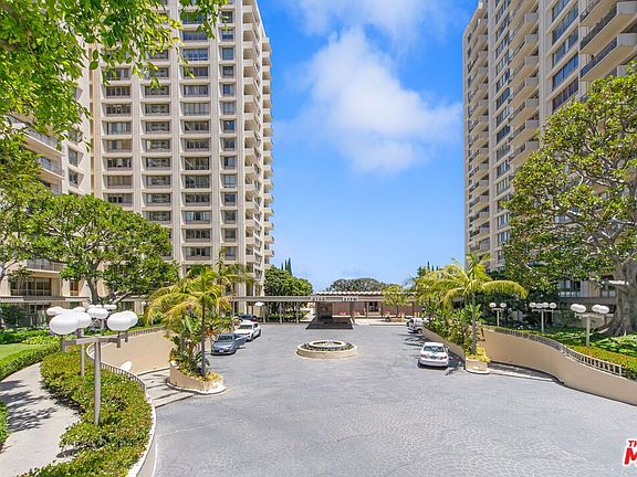 3rd image of 2170 Century Park E APT 1612