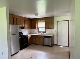 902 2nd St #B, Kings Mountain, NC 28086