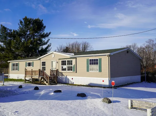 123 Academy Street, Alburgh, VT 05440