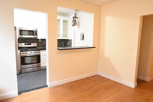 Rented by Bohemia Realty Group | media 14