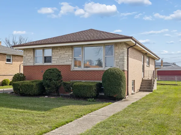 7737 Odell Ave, Bridgeview, IL 60455