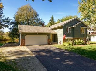 6773 Black Duck Dr, Lino Lakes, MN 55014