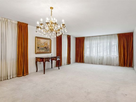 5th image of 2508 Woodbine Rd