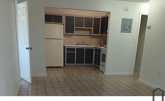 4th image of 6040 SW 26th St #1
