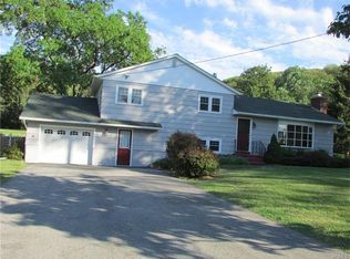 407 Angola Rd, Cornwall, NY 12518