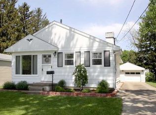 529 W 8th St, Perrysburg, OH