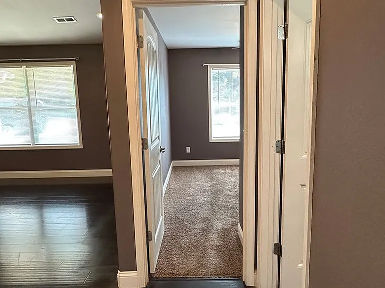 335 Lyle Curtis Cir — Photo 54