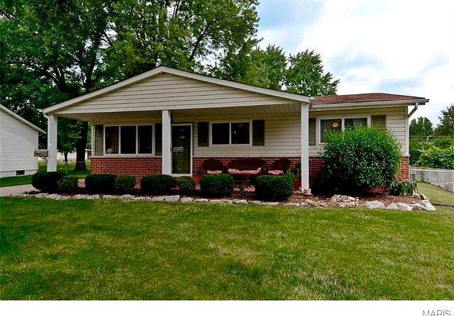 1st image of 1145 Bluebird Dr