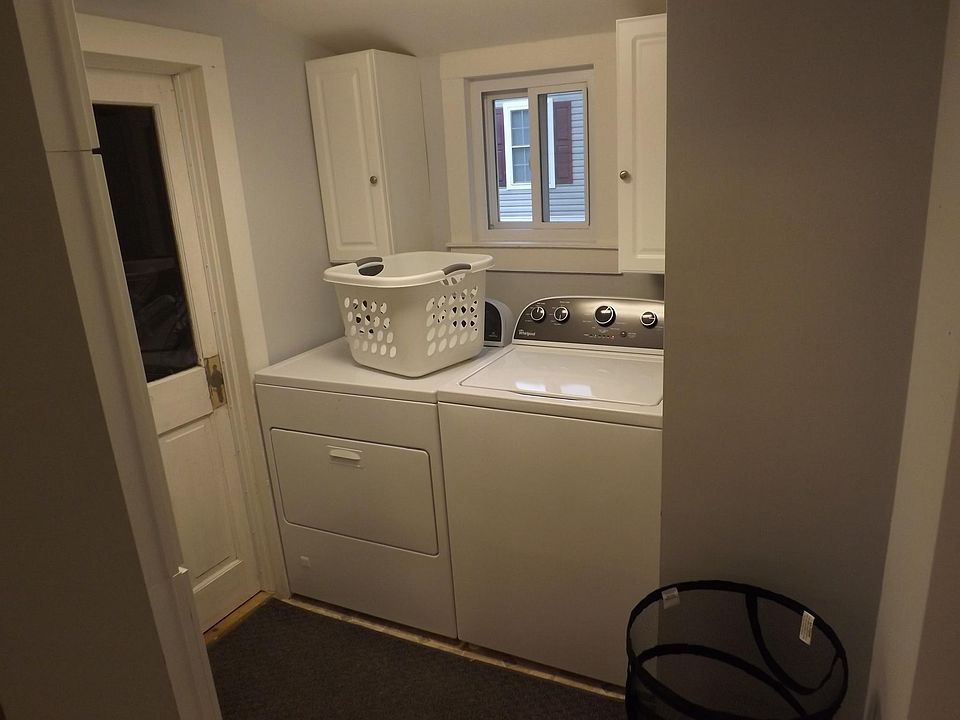2nd image of 107 Walnut St