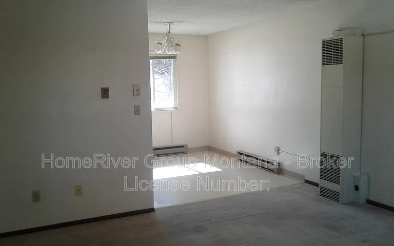 2308 Hillview Ct #2 — Photo 3