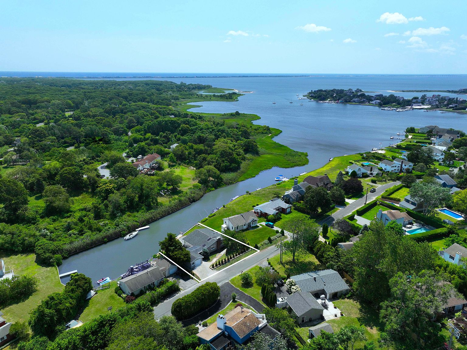 14 Landing Ln, Southampton, NY 11968 | MLS #375747 | Zillow