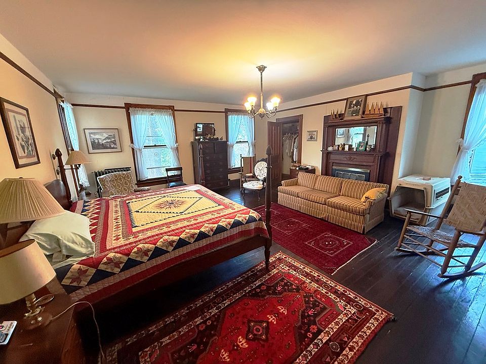 46th image of 117 Reid St