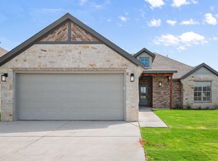 1001 N 5th St, Wolfforth, TX 79382