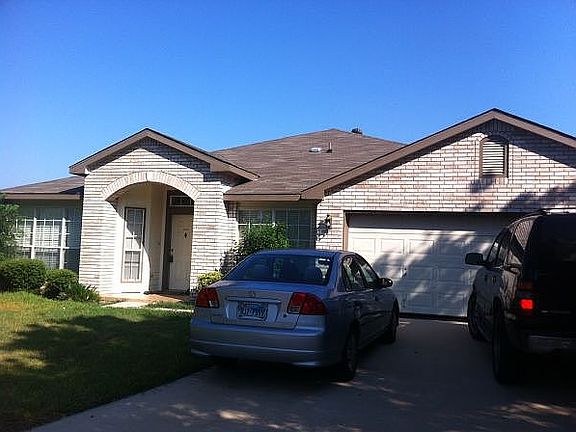 2nd image of 2210 Calumet Dr