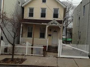 176 Saint Marys Ave, Staten Island, NY 10305