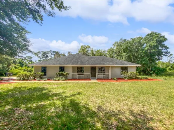 9500 Oakwood Dr, Lake Wales, FL 33898