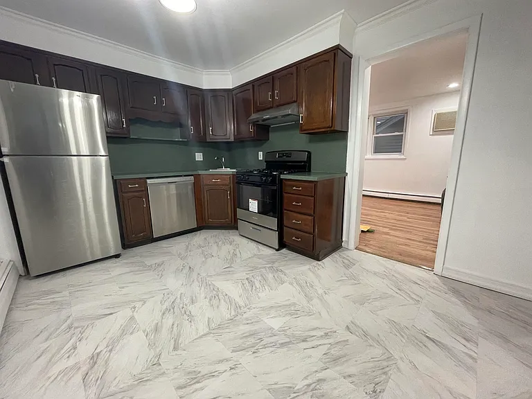 85 Bogart Ave #2 — Photo 3