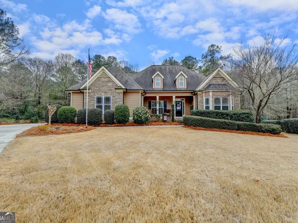 10 Clear Spring Ct, Oxford, GA 30054