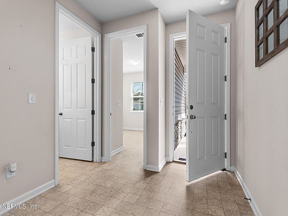 5th image of 6326 THATCHER Lane