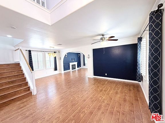 2nd image of 25506 Burns Pl