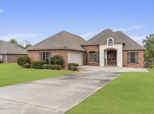 152 Sunline Dr, Petal, MS 39465
