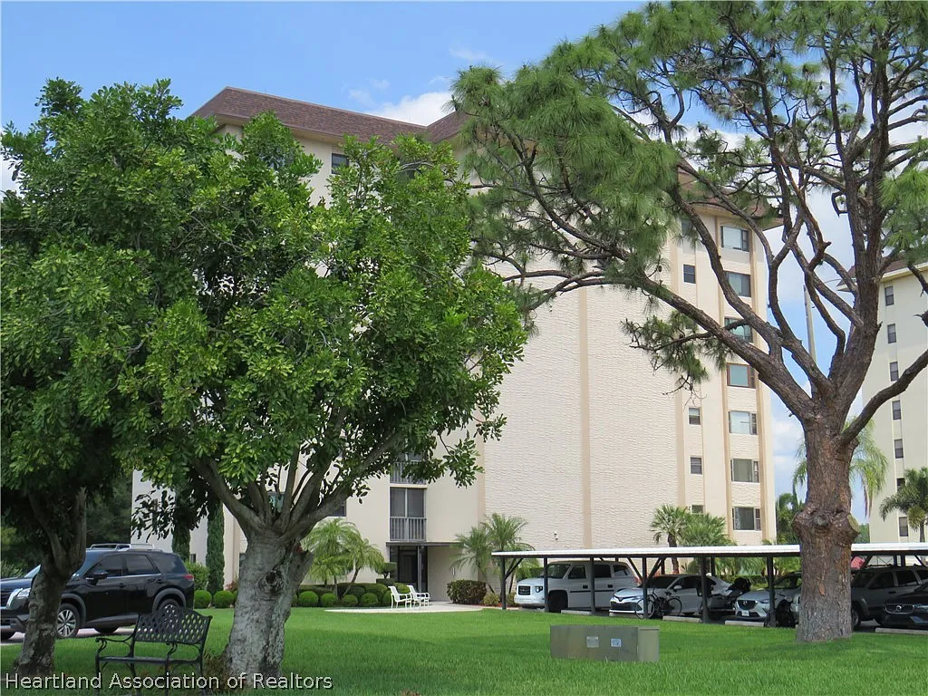 2 bed, 2.0 bath, 918 sqft, $1,450 — Photo 4