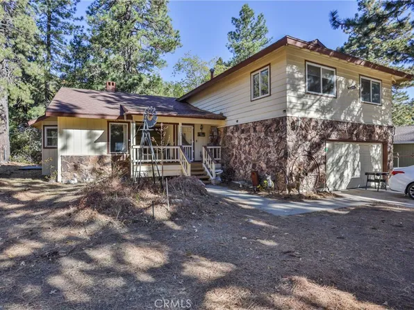 22434 Waters Dr, Crestline, CA 92325