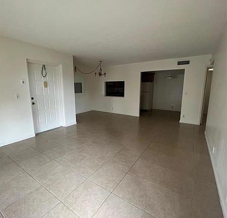 3rd image of 801 Sky Pine Way APT B1