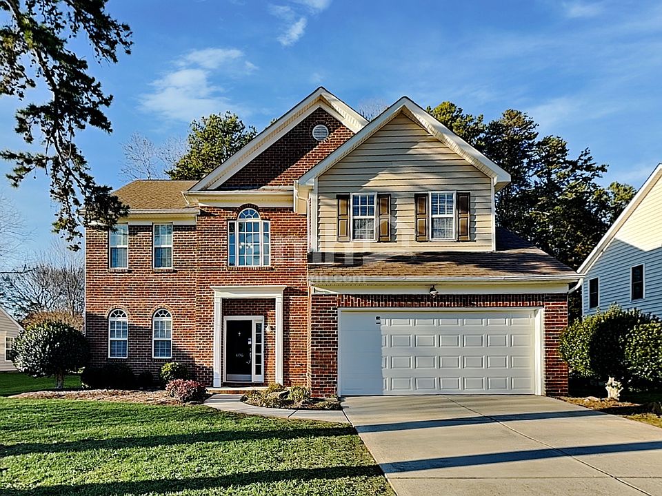1st image of 406 Glencrest Dr