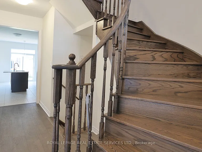 103 Huguenot Rd — Photo 17