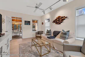 202 2nd Ave — Photo 8