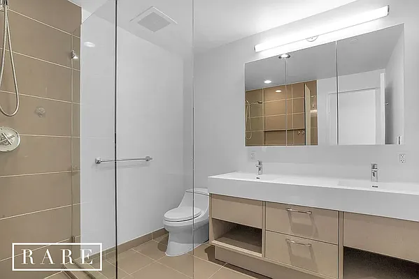 Bathroom, photo 2
